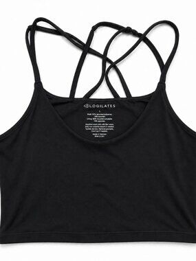 Black Blogilates strappy-back tank with built-in bra 🖤